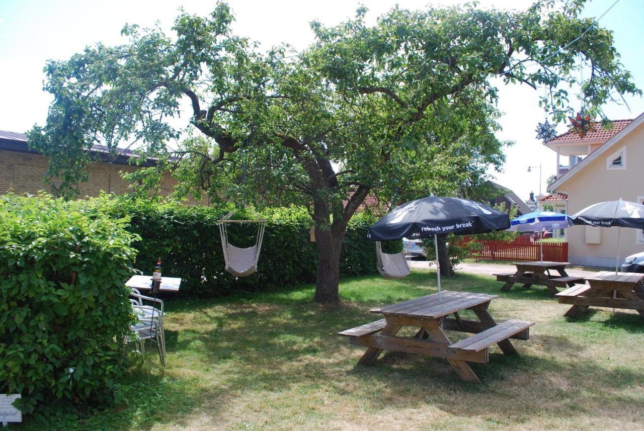 Ahus B&B Och Vandrarhem Exterior photo