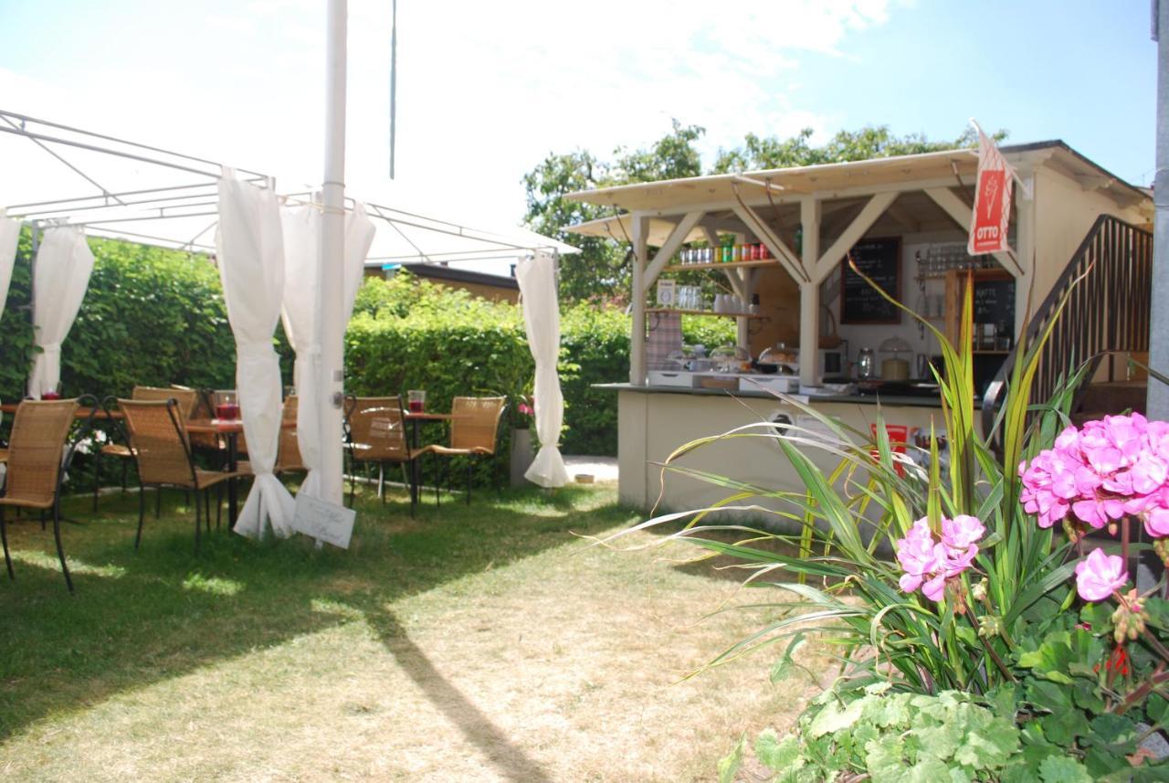 Ahus B&B Och Vandrarhem Exterior photo